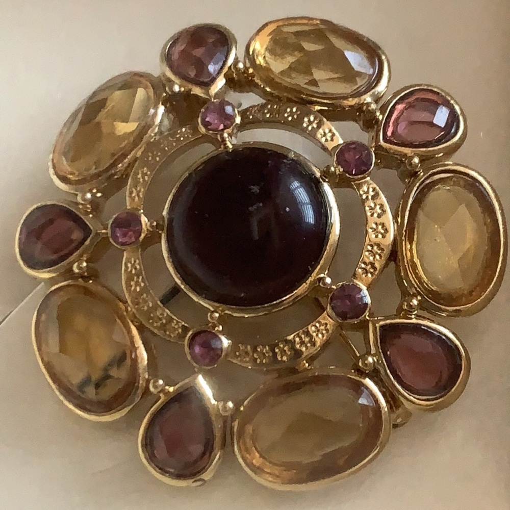 NIB - Trifari 3-tiered Rhinestone Pin Brooch
